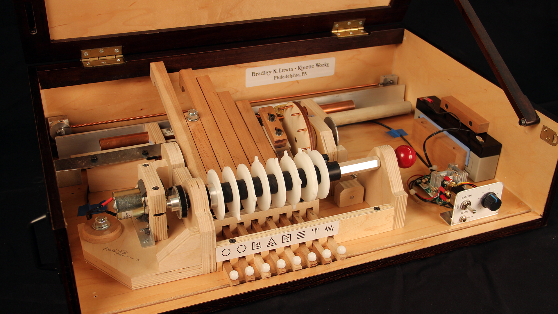 Mechanically Programmable Rhythm Generator